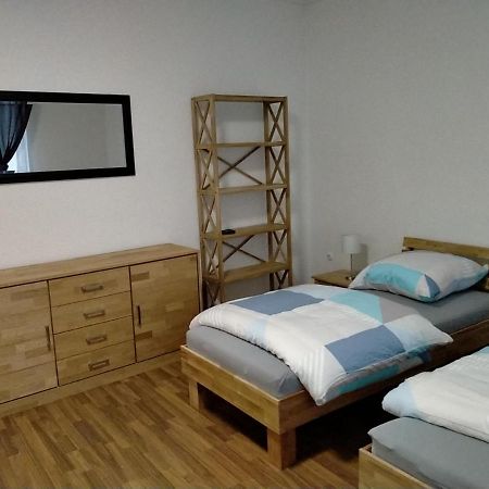 Ferienwohnung Macfewo Im Zentrum Von Mayen Ngoại thất bức ảnh