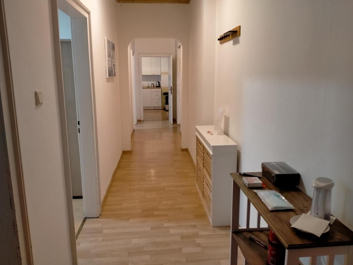 Ferienwohnung Macfewo Im Zentrum Von Mayen Ngoại thất bức ảnh